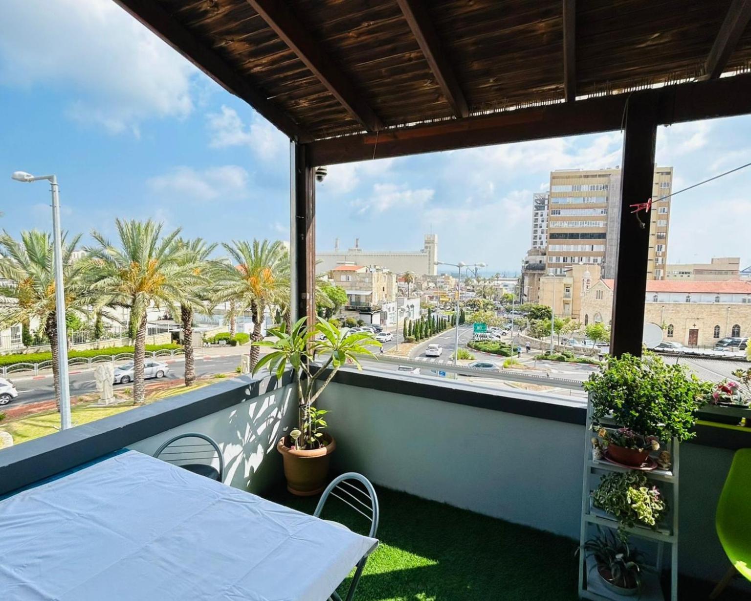 EMAN SWEET HOME - COZY PRIVET UNIQUE APARTMENT IN HAIFA DOWNTOWN ≡ Хайфа,  Израиль ≡ Lowest Booking Rates For Eman Sweet Home - Cozy Privet Unique  Apartment In Haifa Downtown in Хайфа, Услуги